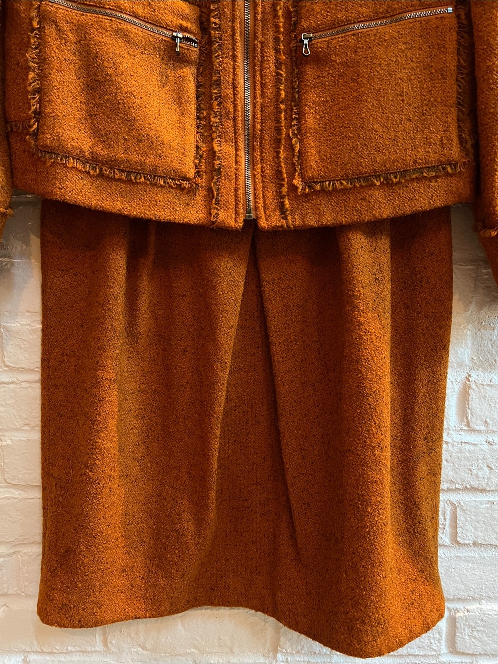JONES OF NY Classic Wool Blend Rust TWEED suit Contemporary Modern Textured - Picture 6 of 16